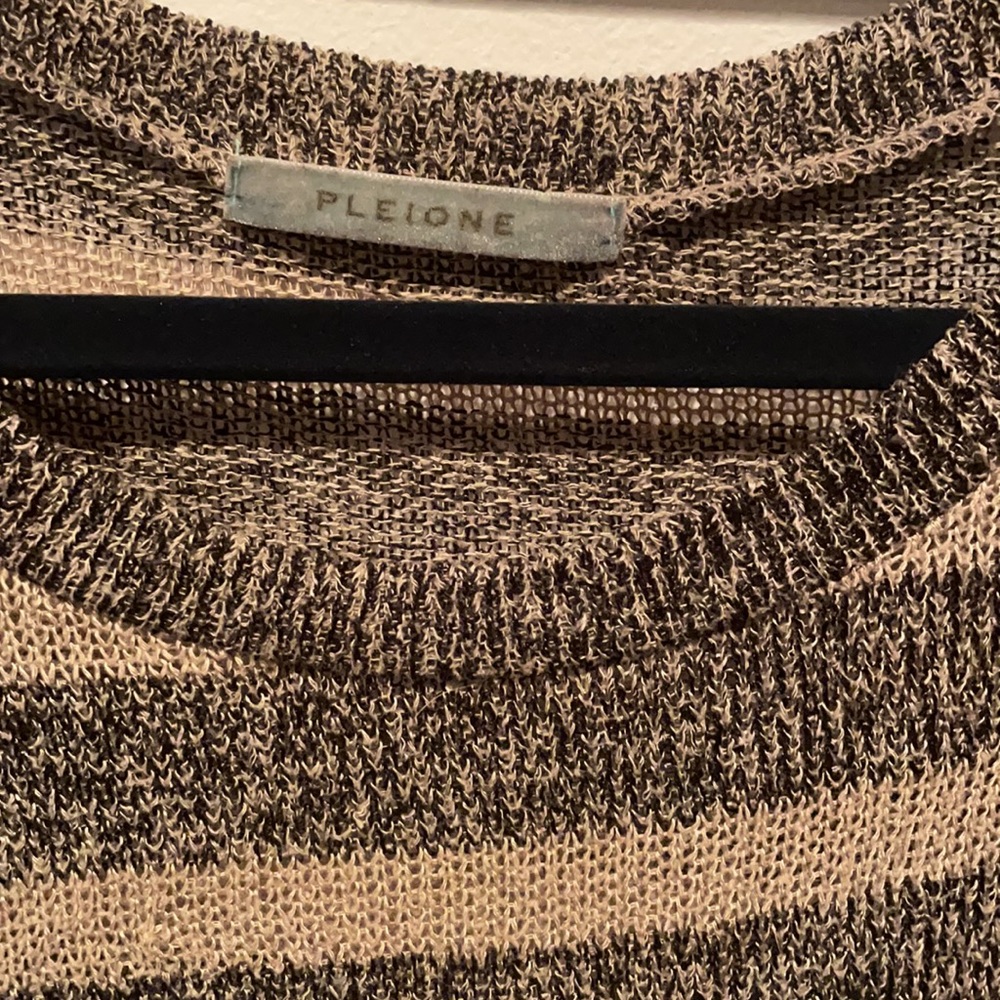 Fall Collection - Sweater Soft - Picture 2 of 3